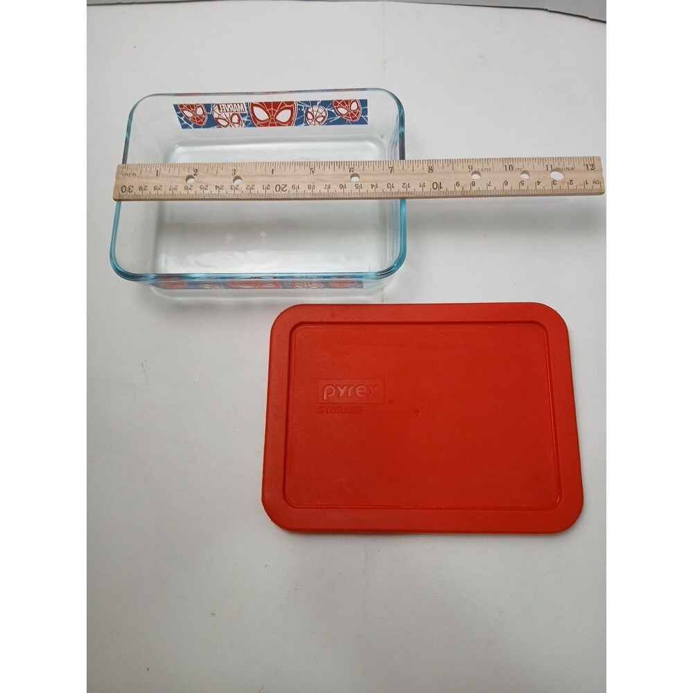 Pyrex Marvel Spiderman Storage Container Rectangular With Red Lid - Picture 3 of 5